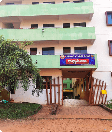 Thakshashila hostel2